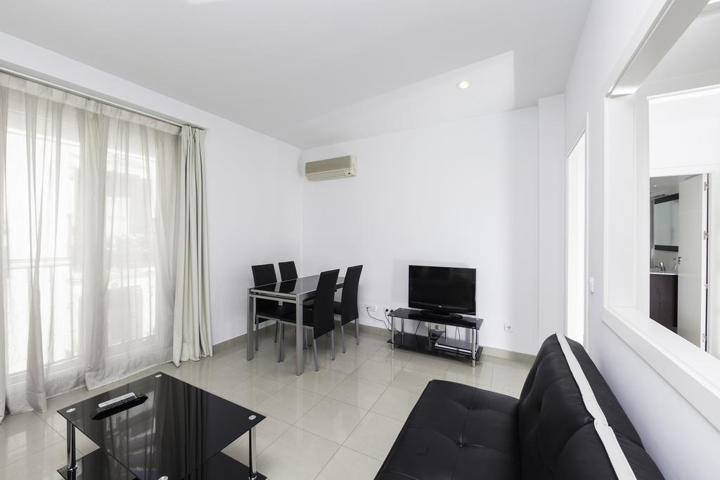 Gran Via Apartment Madrid Ngoại thất bức ảnh