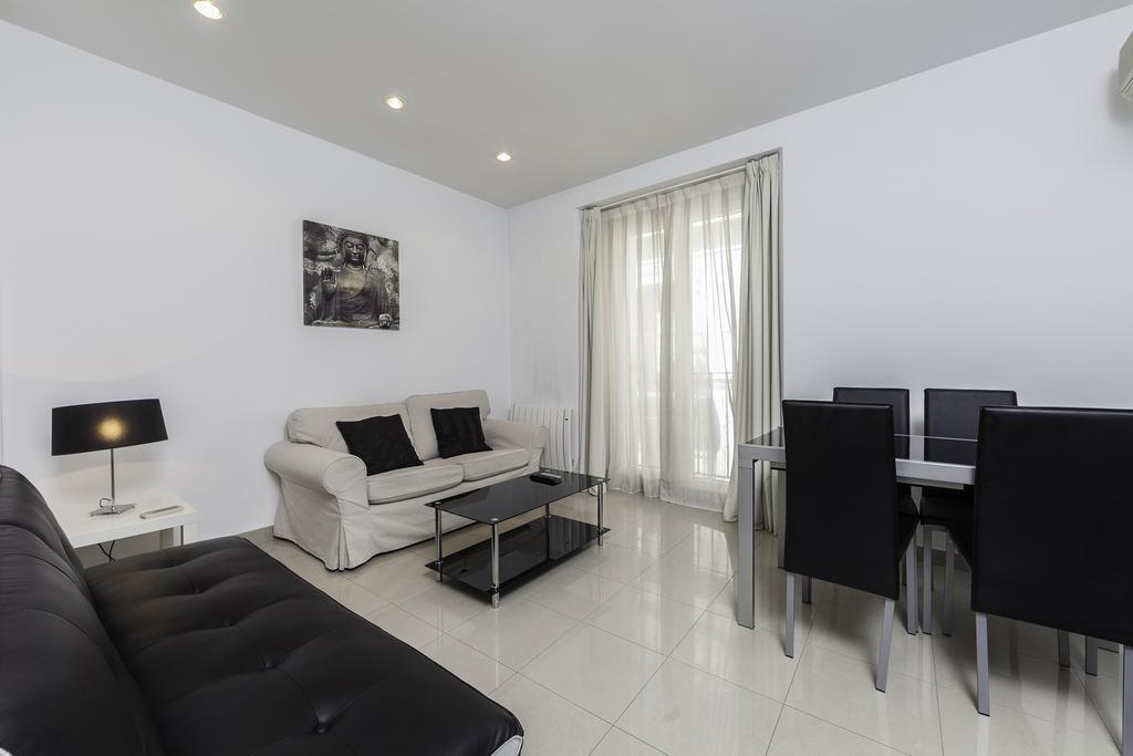 Gran Via Apartment Madrid Ngoại thất bức ảnh