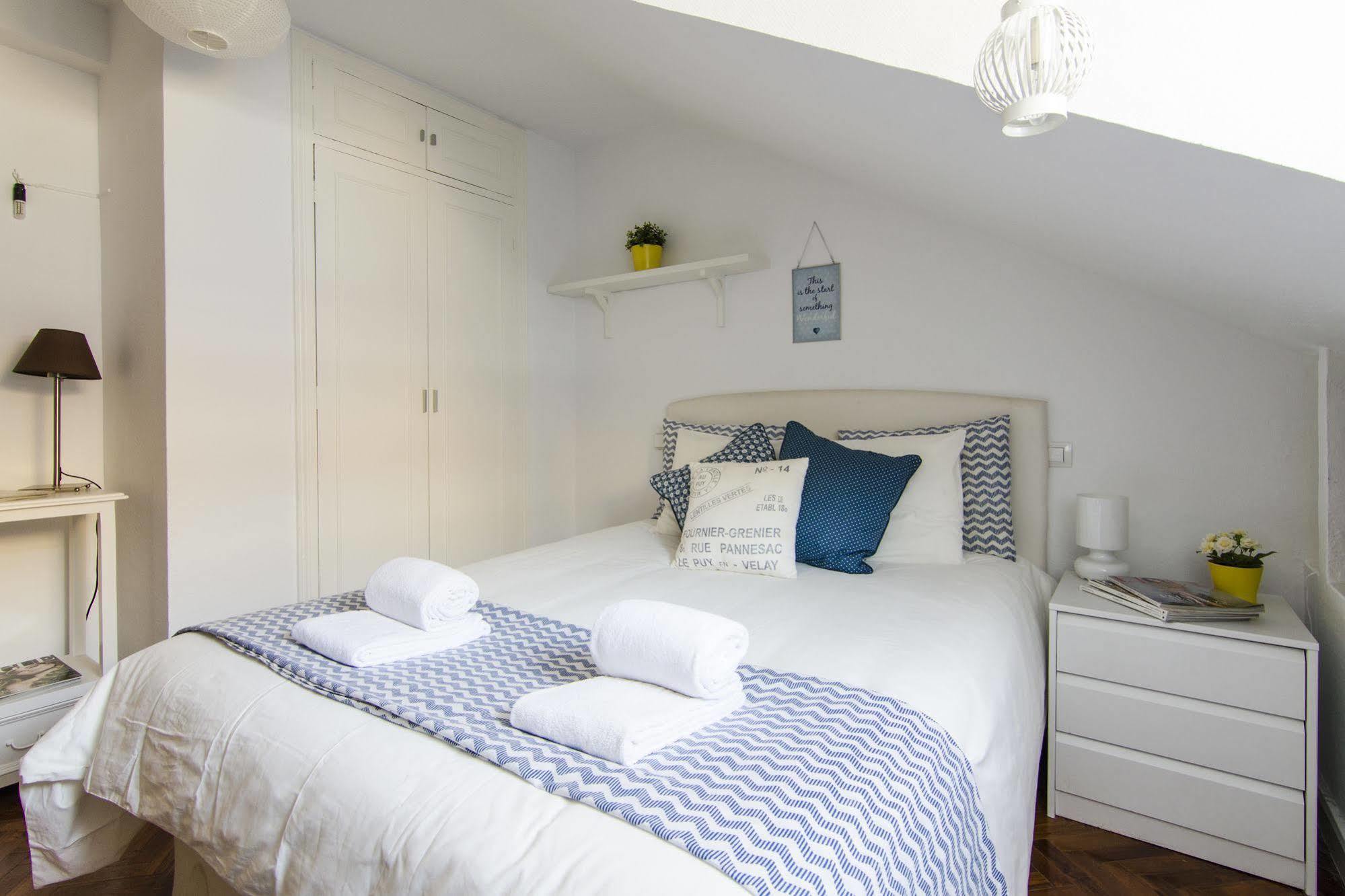 Gran Via Apartment Madrid Ngoại thất bức ảnh